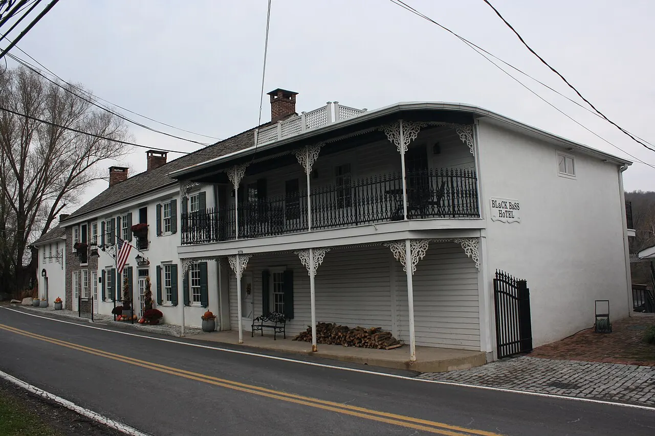 Black Bass Hotel, Lumberville: Black Bass Hotel, Lumberville HD PA 01
